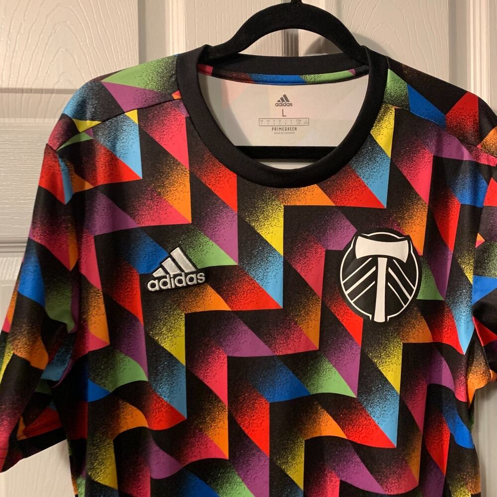 Adidas Portland Timbers 2022 LGBTQ+ Pre-Match Soccer Jersey Mens Sz L Geometric - Picture 2 of 7